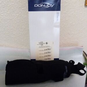 DonJoy Black Knee Brace  size Large